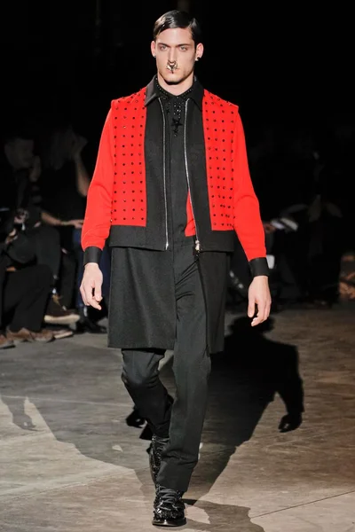 Look 39